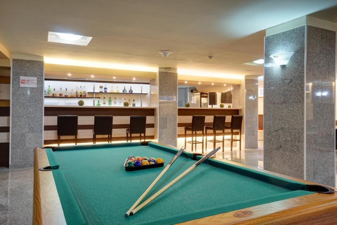 ביילה טושנד Hotel Ciucas מראה חיצוני תמונה