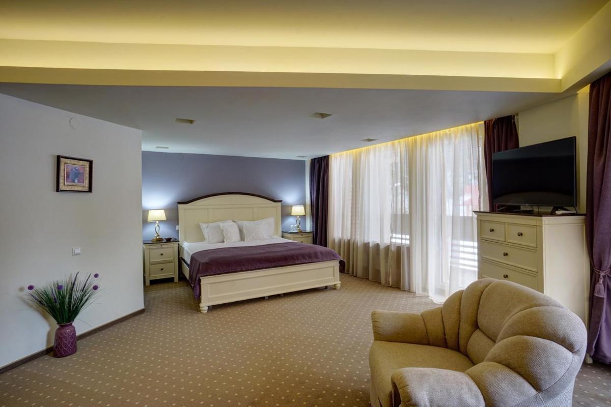 ביילה טושנד Hotel Ciucas מראה חיצוני תמונה