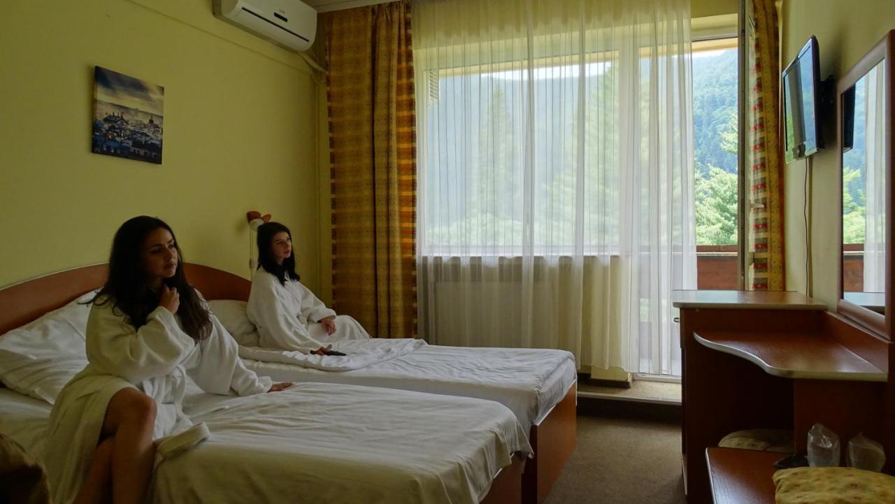 ביילה טושנד Hotel Ciucas מראה חיצוני תמונה